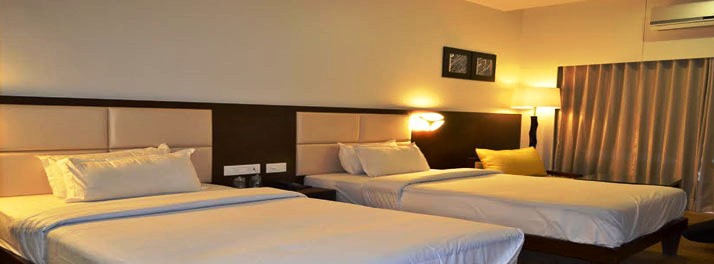 2230/The Highness Hotel - Mehsana 07.jpg